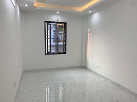 Bán nhà view hồ, lô góc Quận Tây Hồ 52m, 5 tầng nhỉnh 5 tỷ lh 0963401959