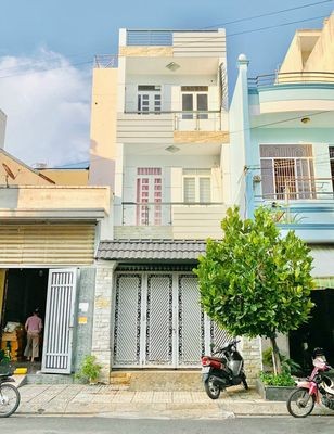 Sót lại duy nhất căn nhà MTKD khu Tên Lửa, DT 80m² x 3,5 tấm, LH 0767185689 Thành