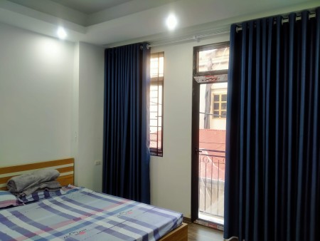 Bán nhà đẹp Trịnh Văn Bô, DT 40m² x 4 tầng, MT 5,2m, ở ngay ô tô đỗ cửa, giá bán 4,95 tỷ