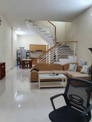 Bán gấp nhà hẻm xe hơi đường Hồng Lạc, quận Tân Bình, DT 60m², nhỉnh giá 5 tỷ