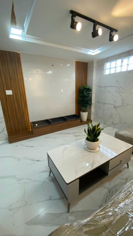 Bán nhanh nhà Lê Văn Quới diện tích 82m² (4X21) x 3 tầng hẻm 10m, giá 8,2 tỷ SHR