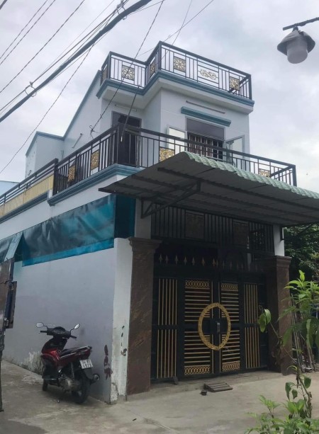 Bán nhanh căn nhà 1 trệt 1 lầu ngay bến xe quận 8 sổ chính chủ