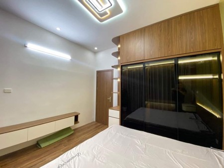 Bán nhà phố Phùng Chí Kiên, ngõ thoáng sáng, DT 64m² x 5 tầng, giá bán 12,2 tỷ