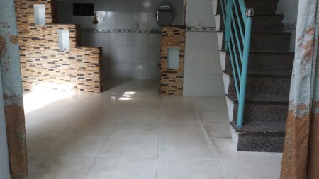 Nhà trống tại 439/76/6 Tân Thới Hiệp 21, Quận 12 cần cho thuê giá 5.5 triệu/tháng, dt 60m2