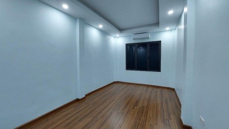 Bán nhà Kim Giang, chủ nhà công chức, diện tích 50m² giá chỉ hơn 5 tỷ