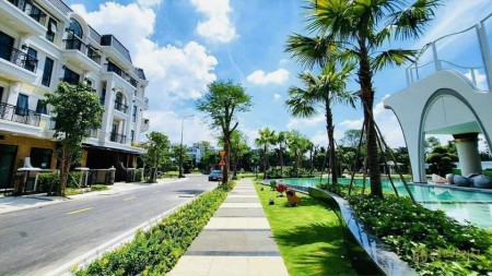 Nhà phố biệt thự Khang Điền Q9, chỉ 5.3 tỷ nhận nhà ở ngay, có hỗ trợ vay