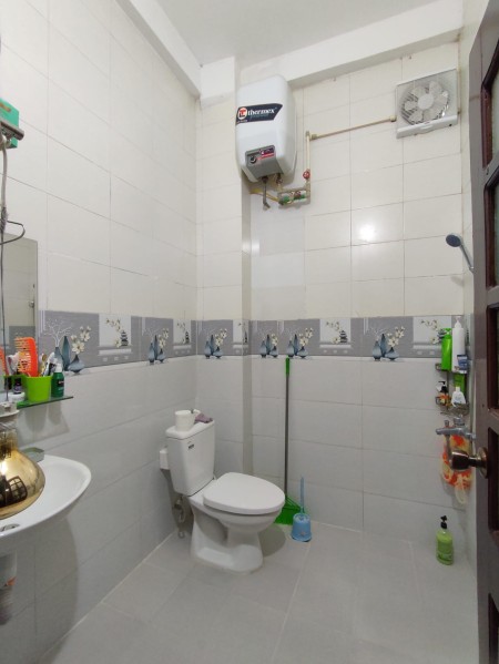 Cần bán nhà Trần Đại Nghĩa, DTSD 40m² x 5 tầng, kinh doanh hơn 4 tỷ