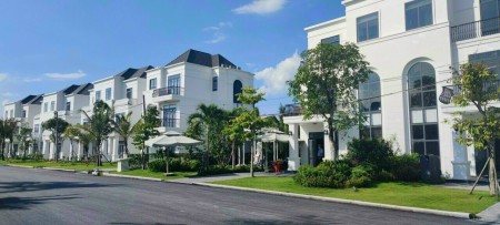 Bán thanh lý lỗ căn biệt thự mini view sân golf 27 lỗ chuẩn quốc tế giá 4 tỷ góp lâu dài kg lãi