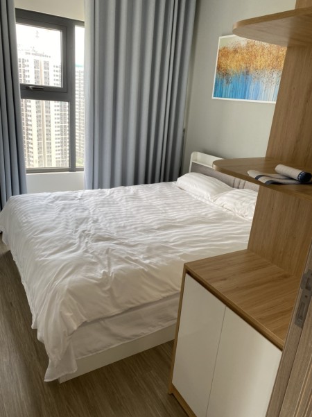 GĐ e muốn nhượng lại căn 2N+2VS FULL NỘI THẤT View Thoáng Gía 1.880TR Vinhomes LH: 0967.947.193