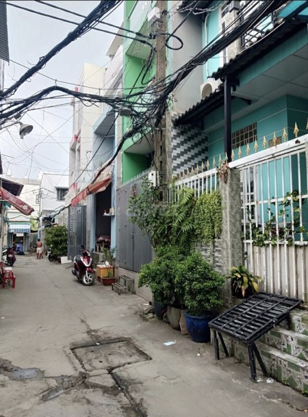 Bán nhà 1 trệt 1 lầu hẻm xe hơi số 564 An Dương Vương, phường 10, quận 6