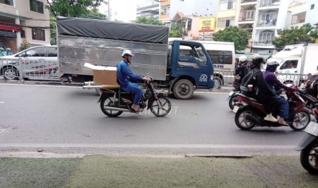 Cho thuê mặt bằng mặt tiền đường Nguyễn Tất Thành, Q4 giá 4tr/tháng
