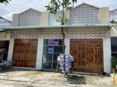 Chính chủ kẹt tiền bán gấp 100m2 đất thổ cư, sổ hồng riêng tại KCN Bình Dương