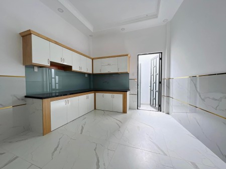 Bán nhà riêng chợ Bình Chánh chạy vào 10 phút, DT 120m², nhà mới đón Tết 2023