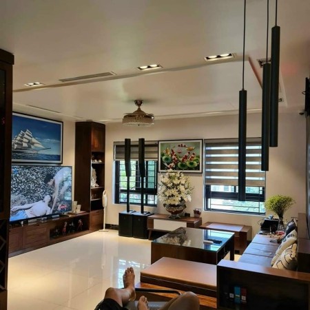 Nhà đẹp Đặng Thùy Trâm, đường ô tô có thang máy, mặt tiền rộng phân lô cực đẹp