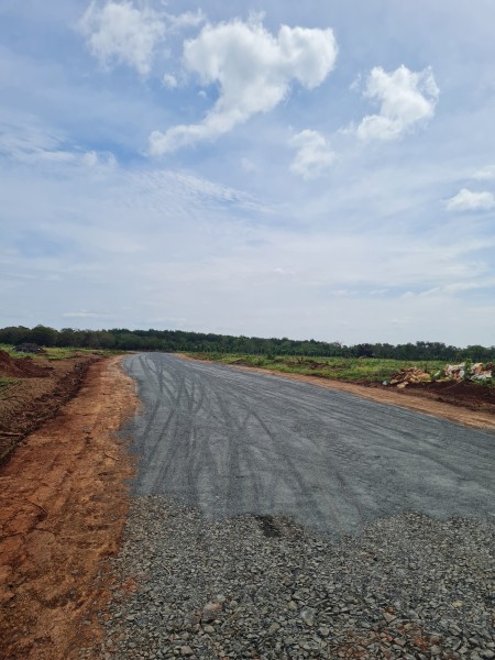 Bán gấp lô đát 2000m2 giá chỉ 500tr bao sang tên ra sổ, sổ hồng riêng, dân cư hiện hữu