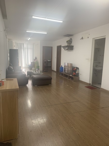 Chính chủ bán gấp căn hộ 102m2 trung tâm quận Thanh Xuân chỉ 2 tỷ 420tr