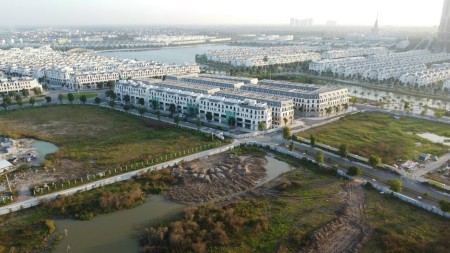 Shophouse Biển Hồ 9A Đỗ Hào Vinhomes, DTSD 456m², xây dựng, cắt lỗ còn 12 tỷ, LH 0968951590