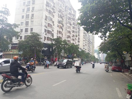 Bán nhà phố Phạm Ngọc Thạch, DT 120m² x 4 tầng, giá 16,8 tỷ