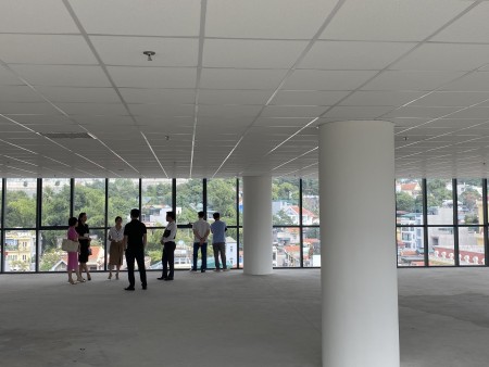 Đi đến slide 8