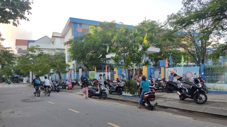 Siêu phẩm nhà phố giá sập sàn 2 tầng Hòa Cường Nam, ngay chợ, đường 7,5m, giá chỉ 3,65 tỷ LH ngay