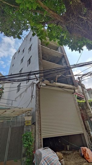 Chính chủ cho thuê nhà 5 tầng X 70m2 1 sàn, nhà mới đang hoàn thiện, có thang máy