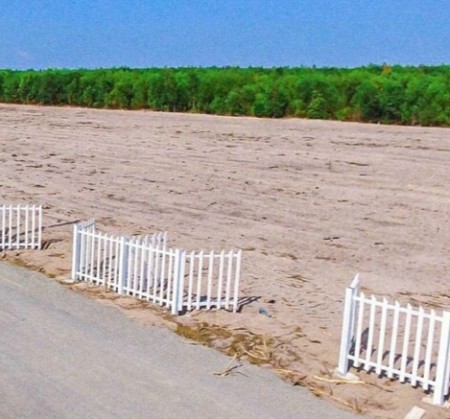 Hiện tại E đang bán Đất Ven biển Hồ Tràm sát sân bay Lộc An