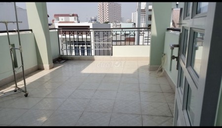 Bán gấp nhà hẻm xe hơi đường số 5, phường Linh Đông, Thủ Đức, nhà 1 trệt 2 lầu