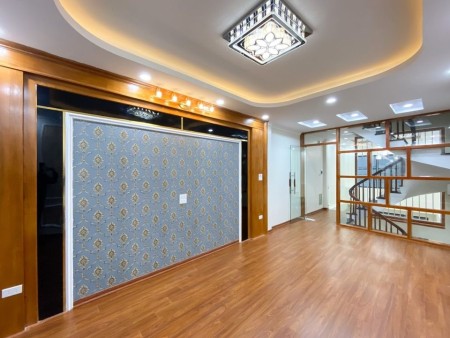 Nhà đẹp Vũ Tông Phan, Thanh Xuân, ô tô kinh doanh đầu tư dt 54m² x 5 tầng giá 7,5 tỷ