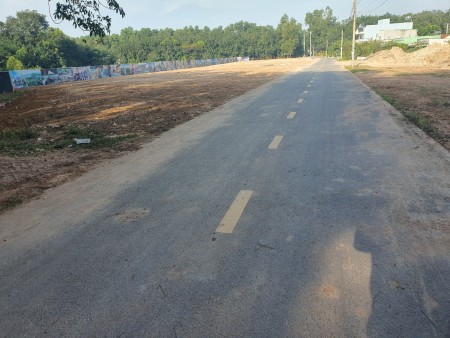 Chính chủ cần bán lô đất ở Bến Cát 3.740m2 sổ sẵn
