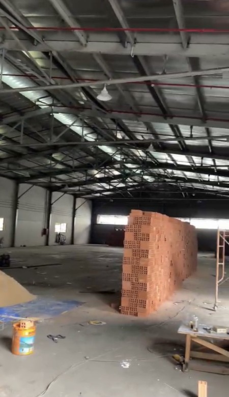 Cho thuê 1.200m2 kho xưởng mặt tiền Lê Trọng Tấn, P. Tây Thạnh, Tân Phú TP HCM