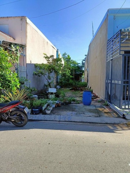 Bán 120m2 đất thổ đường Trần Thị Bàu, Tân An Hội, Củ Chi, giá 1.4 tỷ sổ hồng riêng