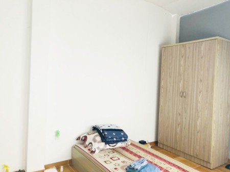 Bán gấp căn nhà nhỏ đường Bùi Tư Toàn, giá 2,9 tỷ