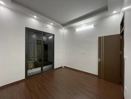 Bán nhà tại Nguyễn Đức Cảnh - Hoàng Mai, nhà xây mới đẹp, ngõ thông các ngả, DT 50m², giá 5.8 tỷ