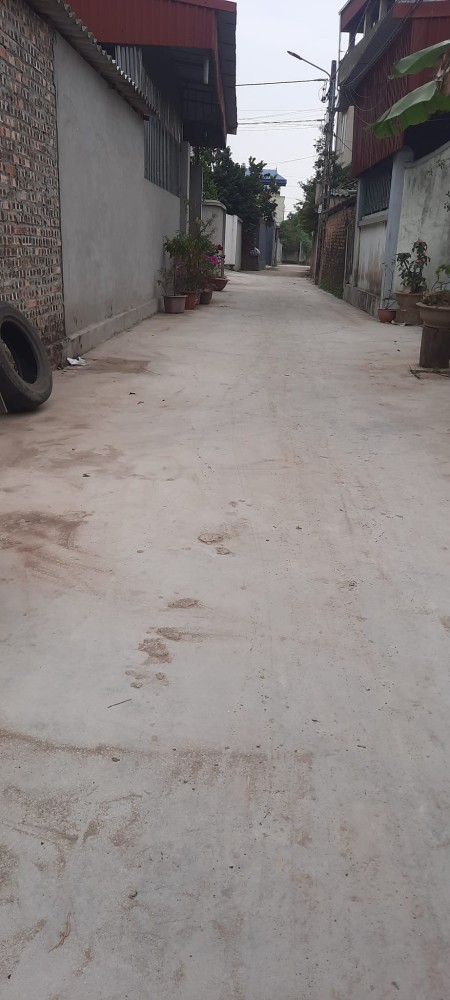 Bán đất tặng nhà đường Trần Cung, tương lai gần đường lớn có sổ sẵn
