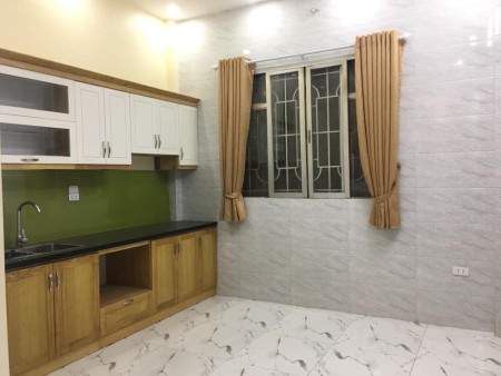 Bán nhà đẹp Kim Giang, DT 40m², mặt tiền 3,8m, giá 3,85 tỷ