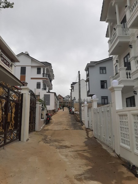Lô đất xây dựng đẹp ở Đà Lạt giá chỉ 2 tỷ 400 triệu lh 0986204099