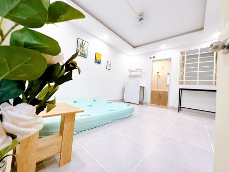 Cho thuê phòng 25m2 có cửa sổ gần sân bay TSN p3 Gò Vấp