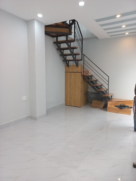 Siêu phẩm nhà hiếm 2 mê 2 mặt tiền đường Nguyễn Biểu chỉ vài phút đi bộ ra biển