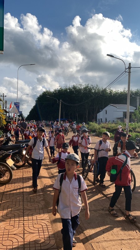 Đi đến slide 4