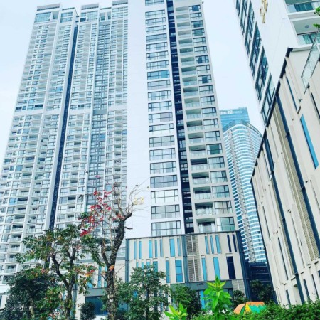 Vinhomes Skylake: Căn 2PN 2VS tòa S1, tầng 20, diện tích 72m², ban công đông nam Giá bán: 4.2 tỷ.