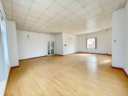 Cho thuê văn phòng dt 60m2 tại đường Trần Xuân Soạn, Quận 7, lh 0862116***.