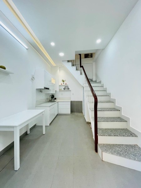 SIÊU PHẨM NHÀ ĐẸP, PHÚ NHUẬN, 64m2, HẺM XE HƠI, NỘI THẤT ĐẦY ĐỦ, GIÁ CHỈ 5 TỶ(thương lượng)