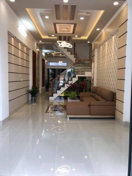 Bán nhanh căn nhà hoàn thiện 100% ở Mỹ Hạnh LH 0947313647