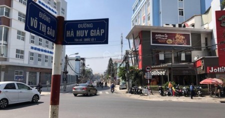 Biệt thự 2 mặt tiền Võ Thị Sáu, Hà Huy Giáp, TP Biên Hòa