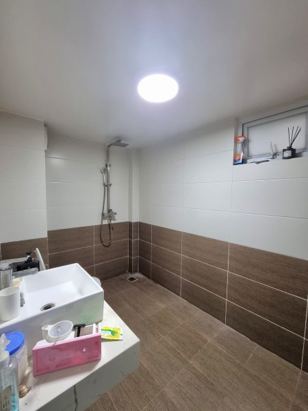 Chủ chuyển vào Nam cần bán gấp nhà đẹp phố Cầu Giấy, lô góc gần phố 3 mặt thoáng vĩnh viễn
