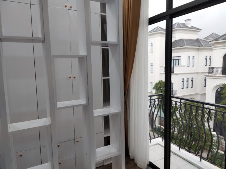 Đi đến slide 2