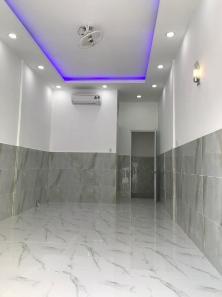 Bán nhà mặt tiền kinh doanh Thích Quảng Đức, DT 94m² x 2 tầng, giá 9,5 tỷ đồng