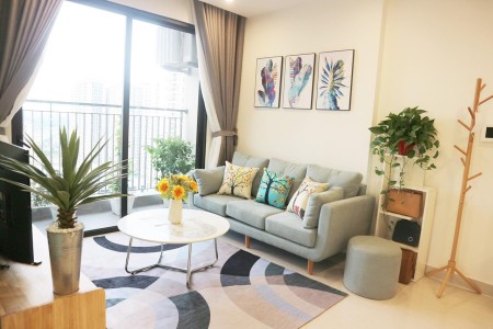 Rẻ nhất Vinhomes Gia Lâm, căn 2pn, 2wc view hoa hậu, giá chỉ còn 1.8 tỷ, lh 0987767788