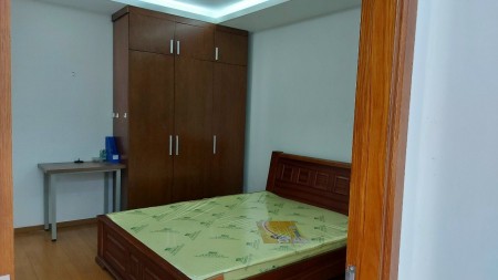 Cho thuê căn hộ 80m2 - 2PN - 15tr - Sky Center - 5B Phổ Quang, P2, Tân Bình. Liên hệ: 0702 082589