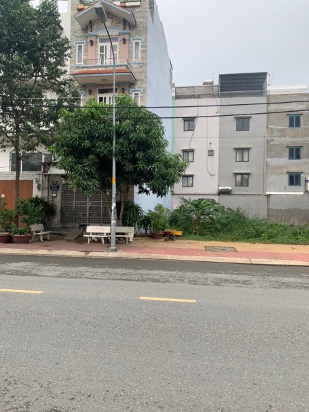 Cần bán liền lô đất mặt tiền đường Vườn Lài, An Phú Đông, Q12 Giá 2.1tỷ 80m2, thổ cư, sổ riêng